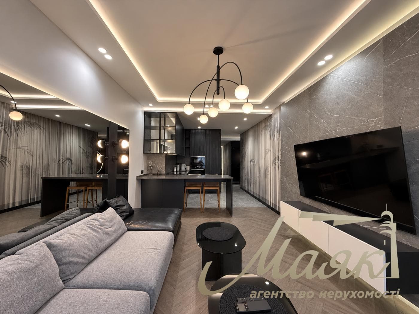 Продаж 1-кімнатної квартири площею 58 м² з дизайнерським ремонтом у ЖК «Бульвар Фонтанів», Печерськ, Київ