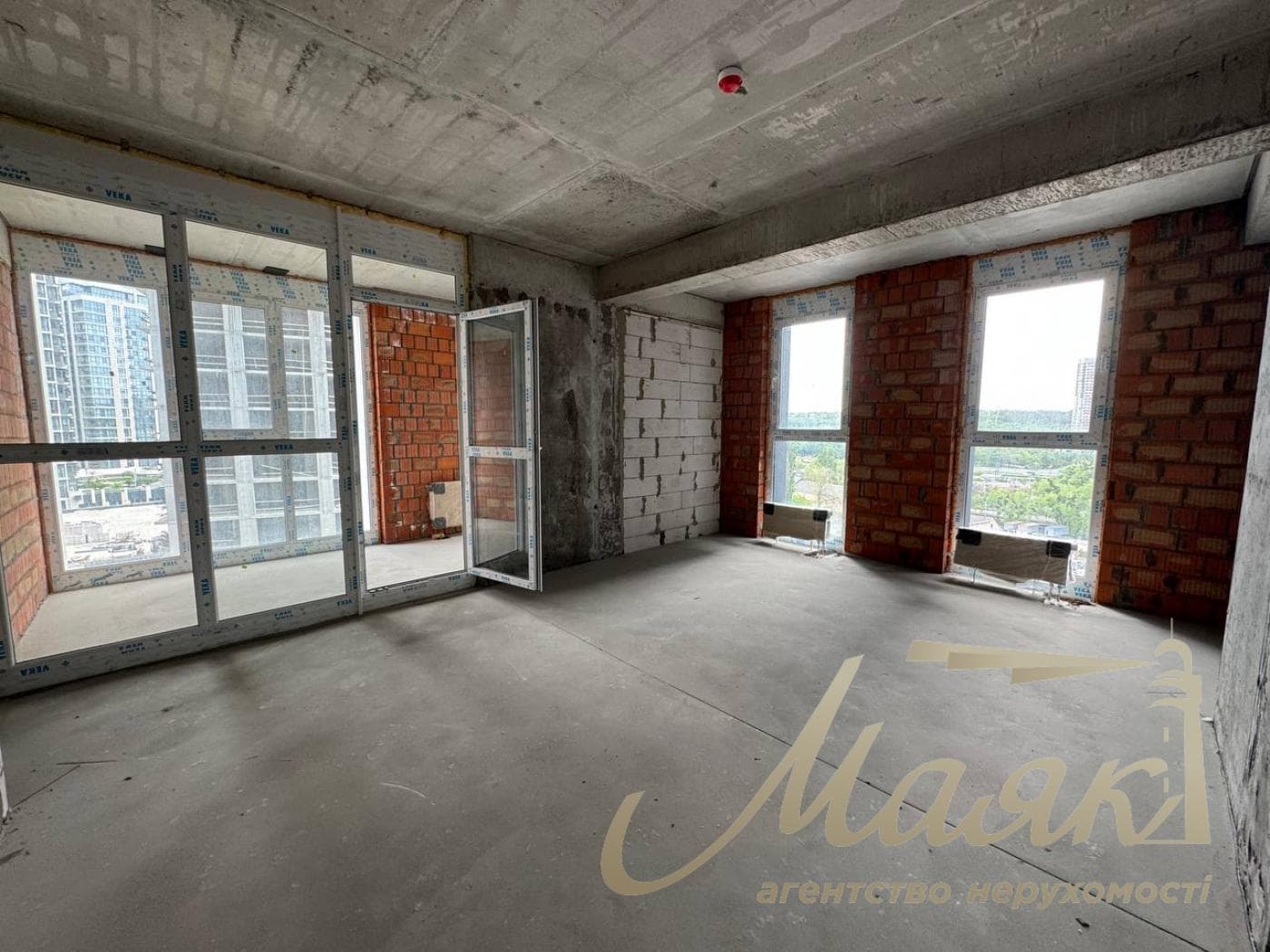 Продаж 3-к квартири в ЖК Nordica, Печерськ, Центр