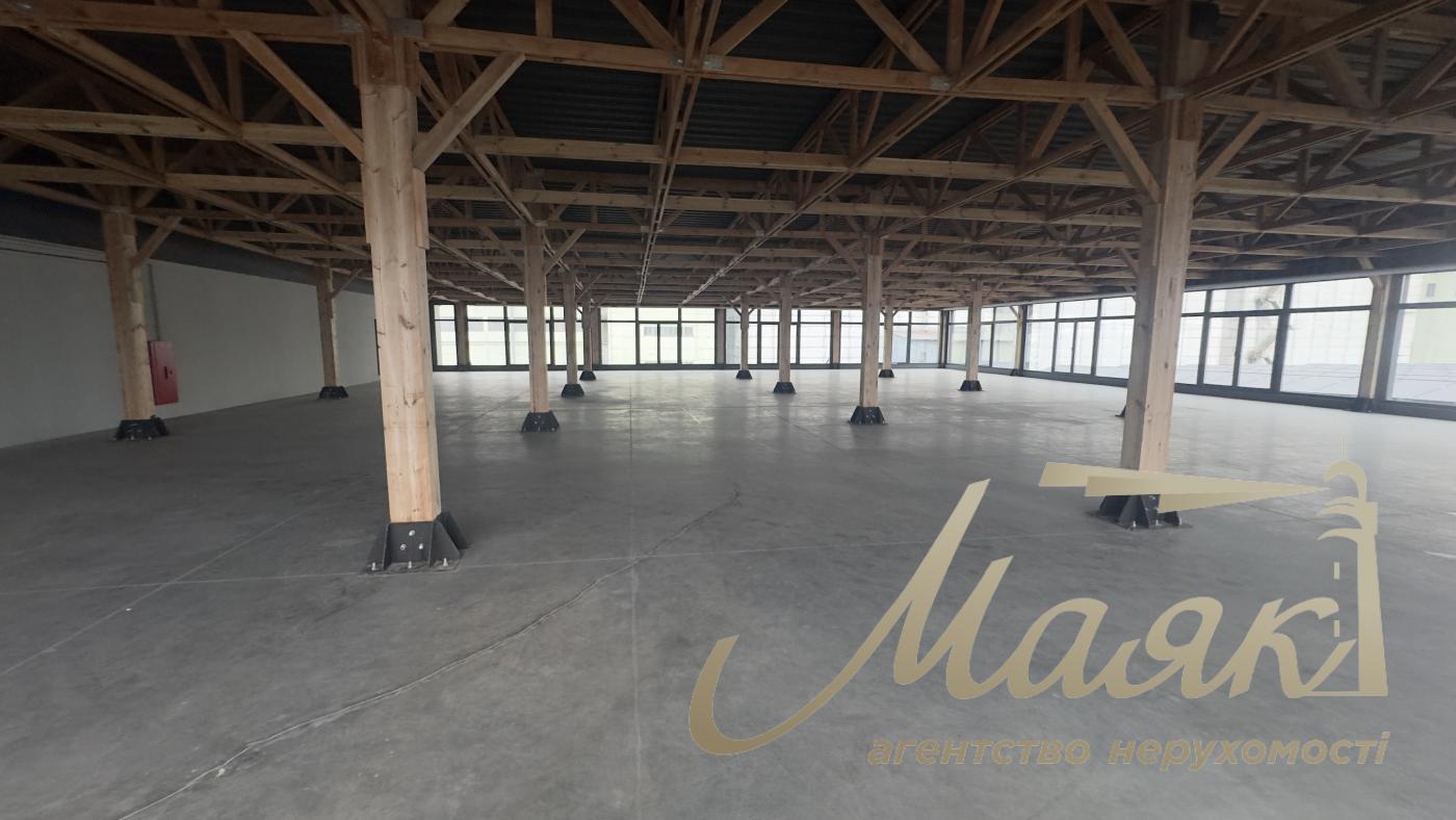 Оренда складу А+ класу 2100 м2 на Подолі