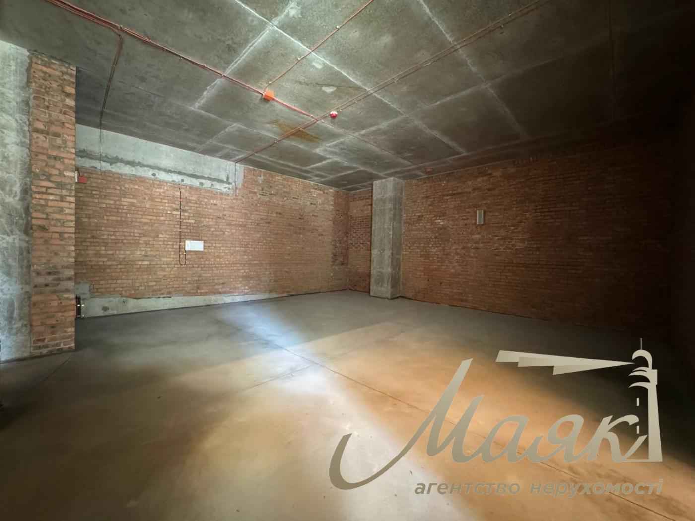 Оренда фасадного 110м2 приміщення ЖК Трініті вул. Тютюнника, 39/2