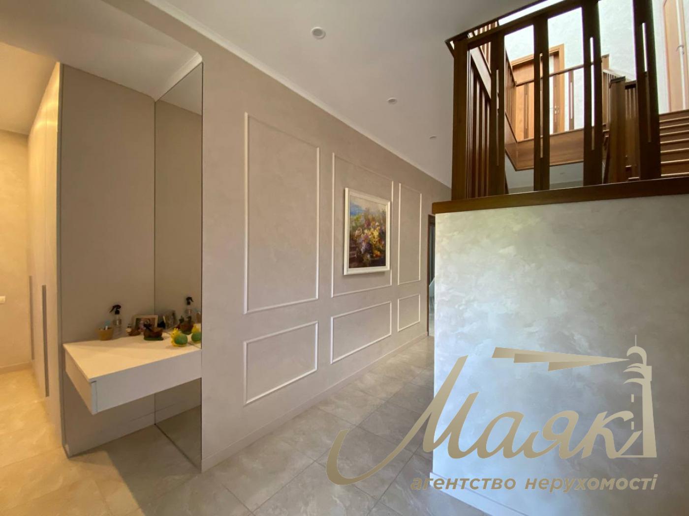 Sale of 2-storey house in Gnedin, Osokorki