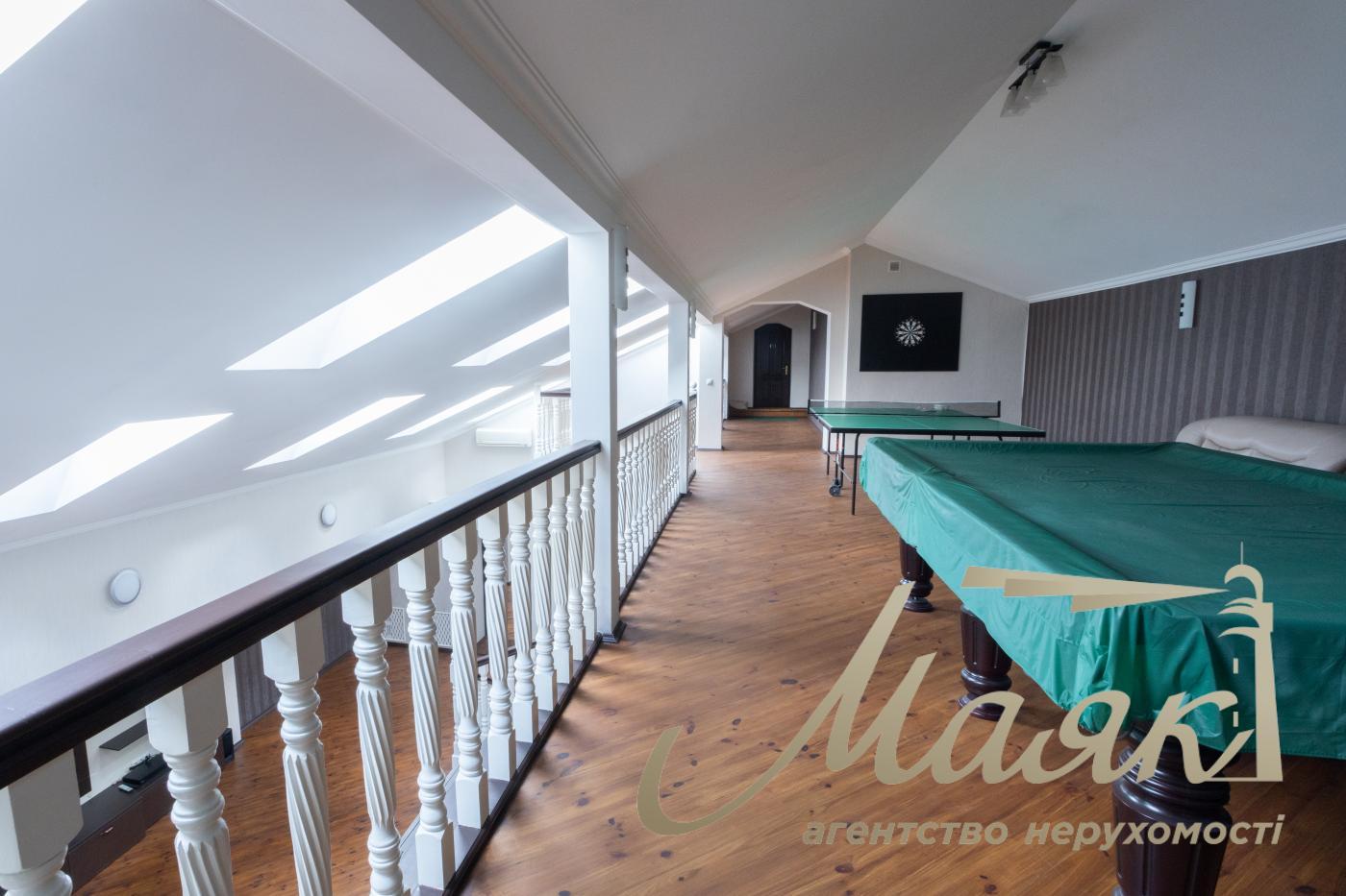 Продажа видового трехуровнего пентхауса 555м2, Ковпака 17, Нижний Печерск, метро Лыбедская