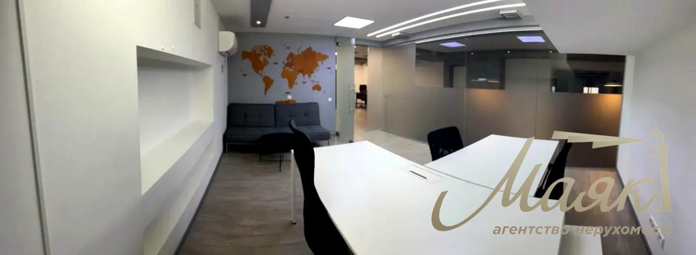 Аренда офиса 385м2,ул. Саксаганского, Голосеево, Киев