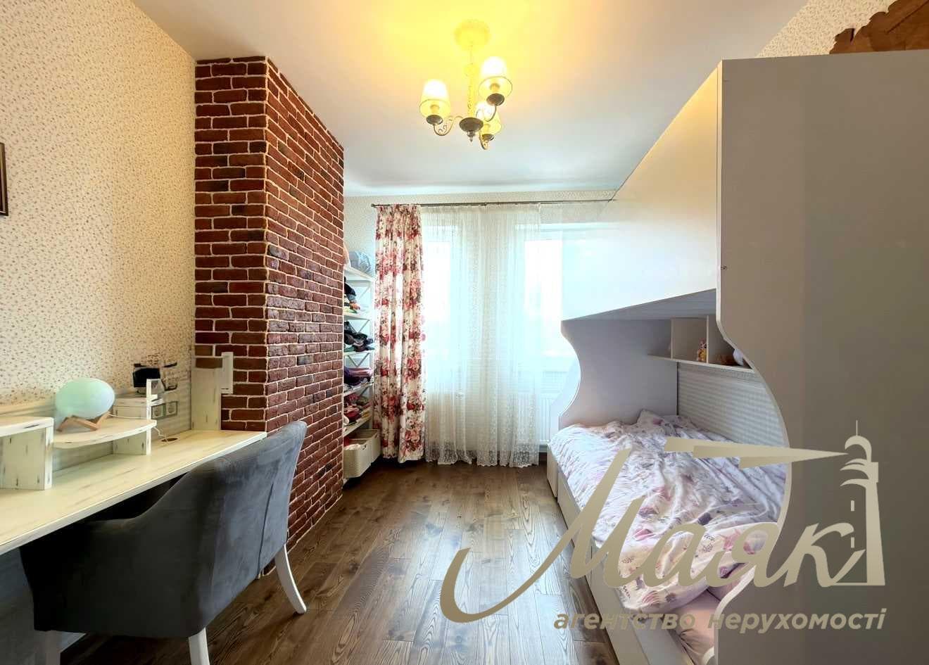 Київ, Богатирський проїзд, 8