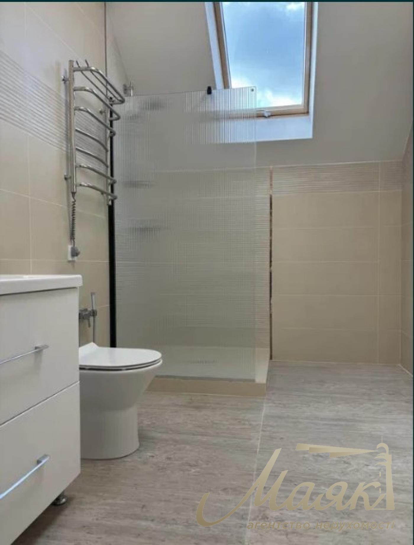 Продажа 2- х этажного дома (5 ком.), Осокорки