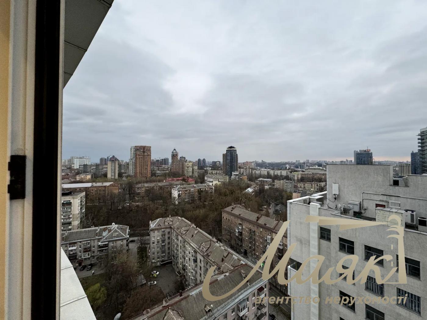 Оренда мебльованого офісу 131м2 на Кловському узвозі 7А, Печерськ