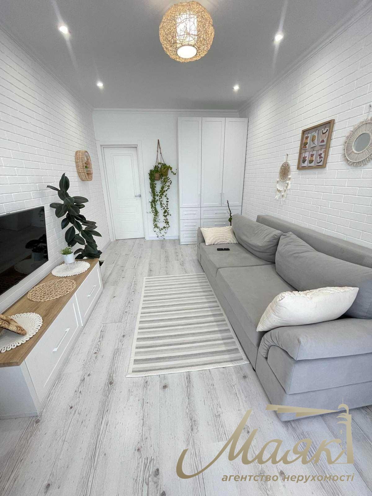 Продаж дуплексу з ремонтом 163 кв.м. село Гатне, Київська обл.