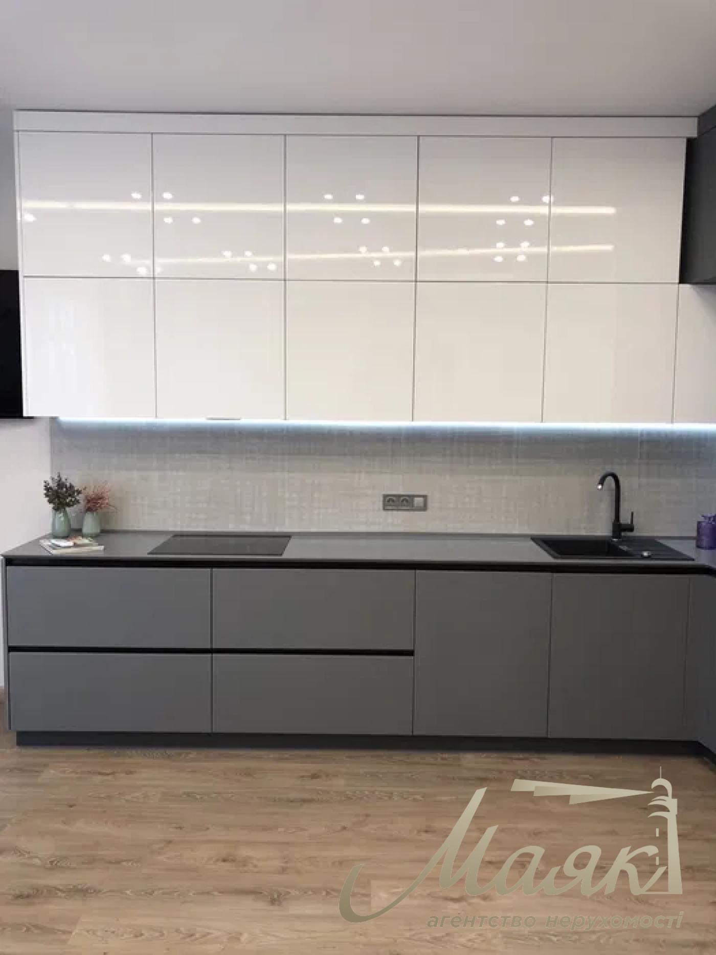 Оренда 4-х кімнатної квартири 120 м2 в ЖК Busov Hill вул. Бусловська, 12