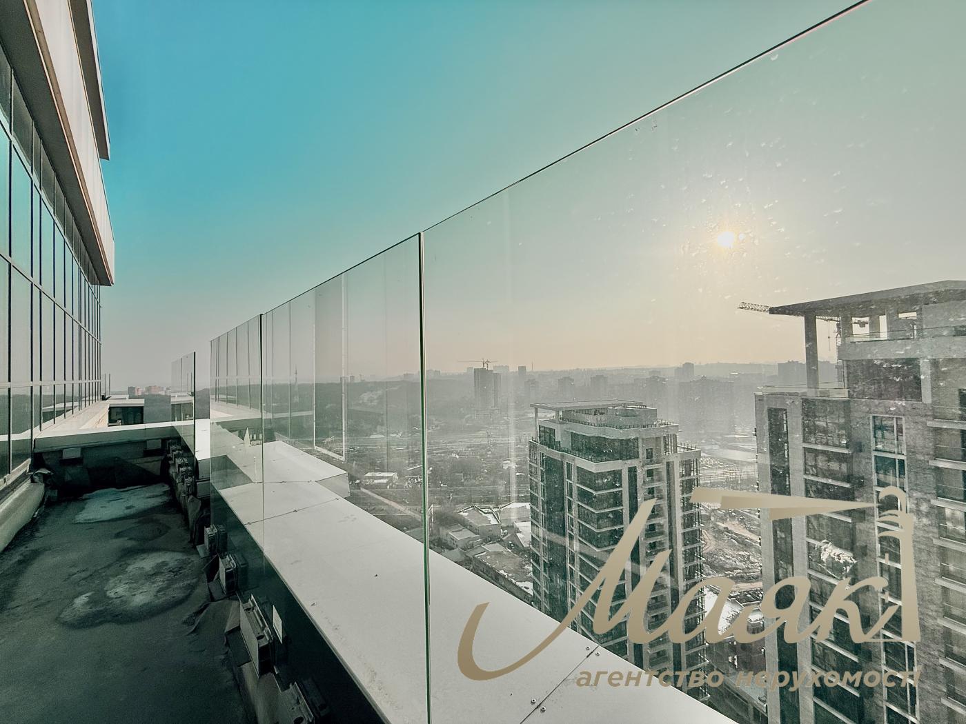 Sale of apartment/penthouse with view in residential complex Novopecherskie Lipki, Andreya Verkhoglyada street, Pechersky district, Kyiv