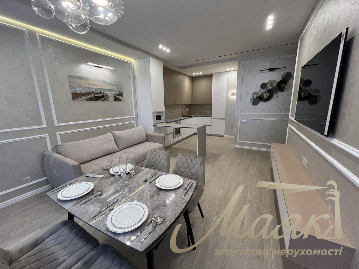 Продаж квартири 90 м2 у ЖК Бульвар фонтанів