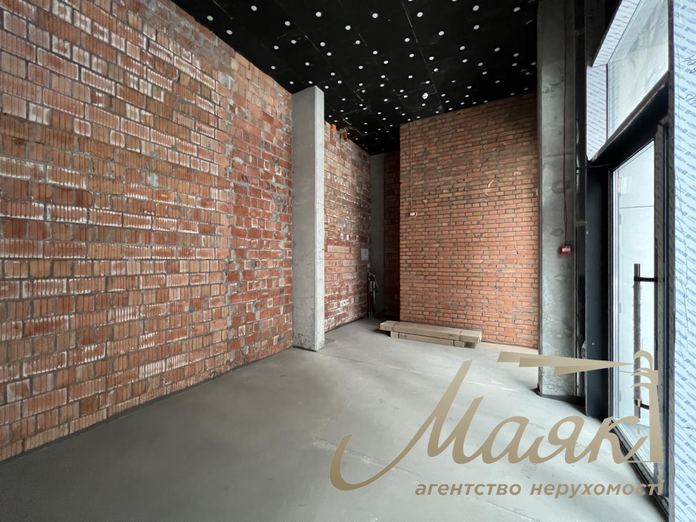 Sale of facade premises 26.3 m2, residential complex UNIT HOME.