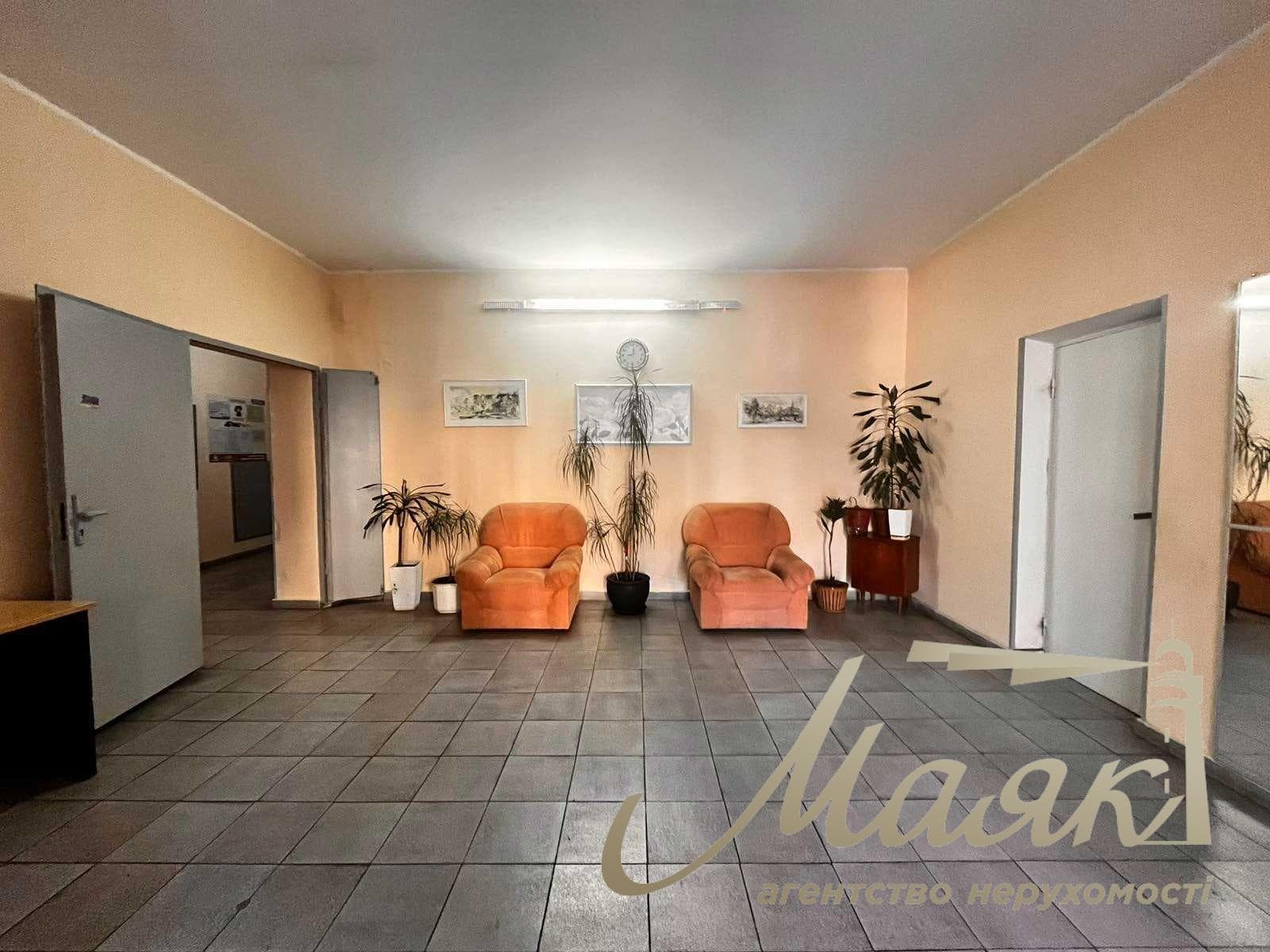 3-Bedroom Apartment for Rent at 6 Ivasyuka Ave., Obolon