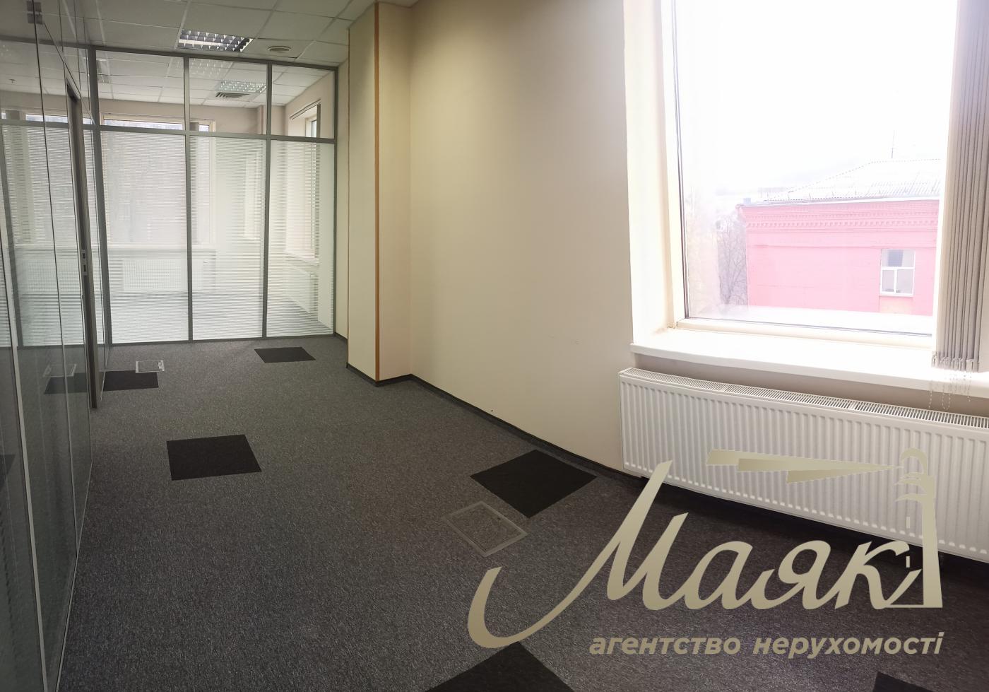 Аренда офиса 194,35 м2 ,БЦ Евразия,ул. Жилянская, 75, центр