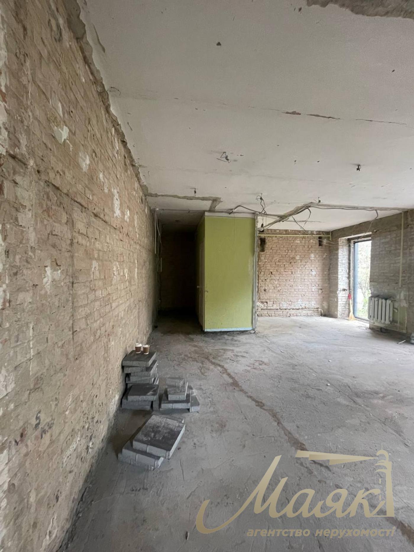 Rent commercial premises 43 sq.m. sq. str. Kateryna Belokur, Pecherskiy r-n.