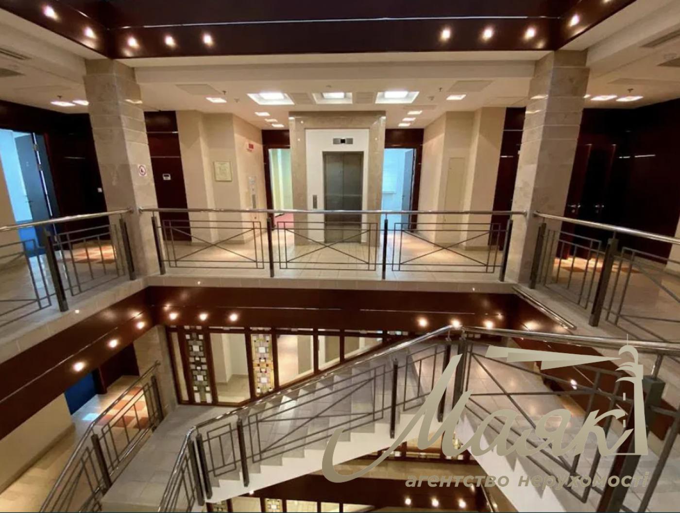 Rent of a building on Pechersk, Nemirovich Danchenko St.