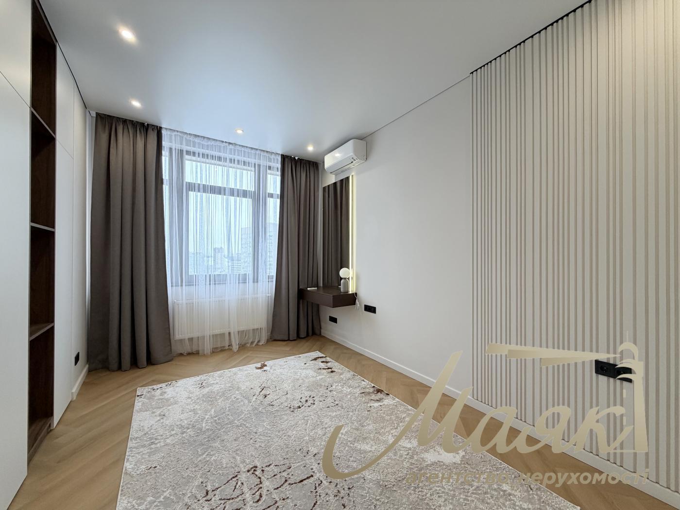 Оренда 3-кімнатної квартири 91м2 у ЖК "Фундуклеївський", Центр Києва, вул. Богдана Хмельницького, 58А.