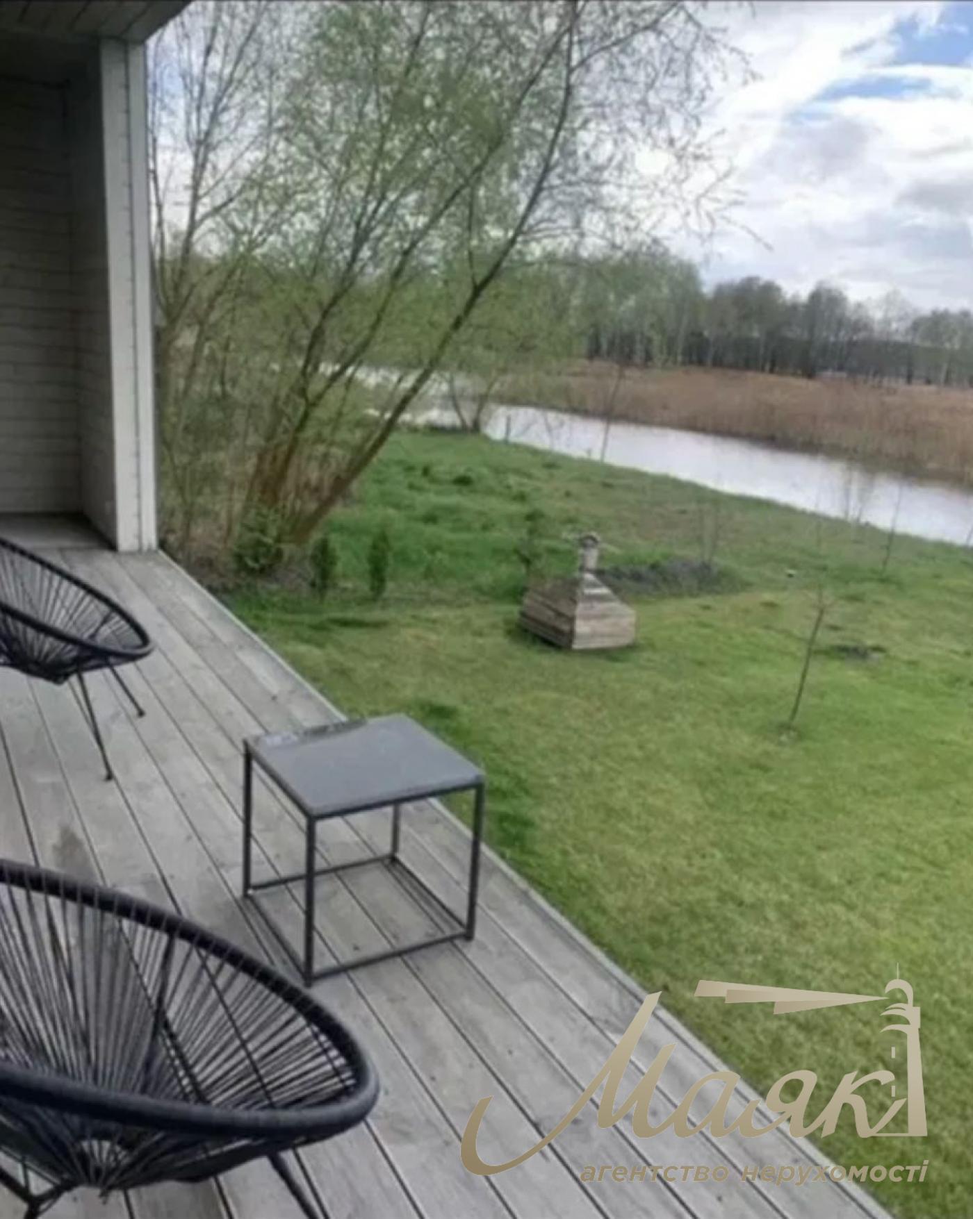 Оренда затишного будинку 280м2 з видом на озеро в Конча-Заспі, Хутір Мрігі.