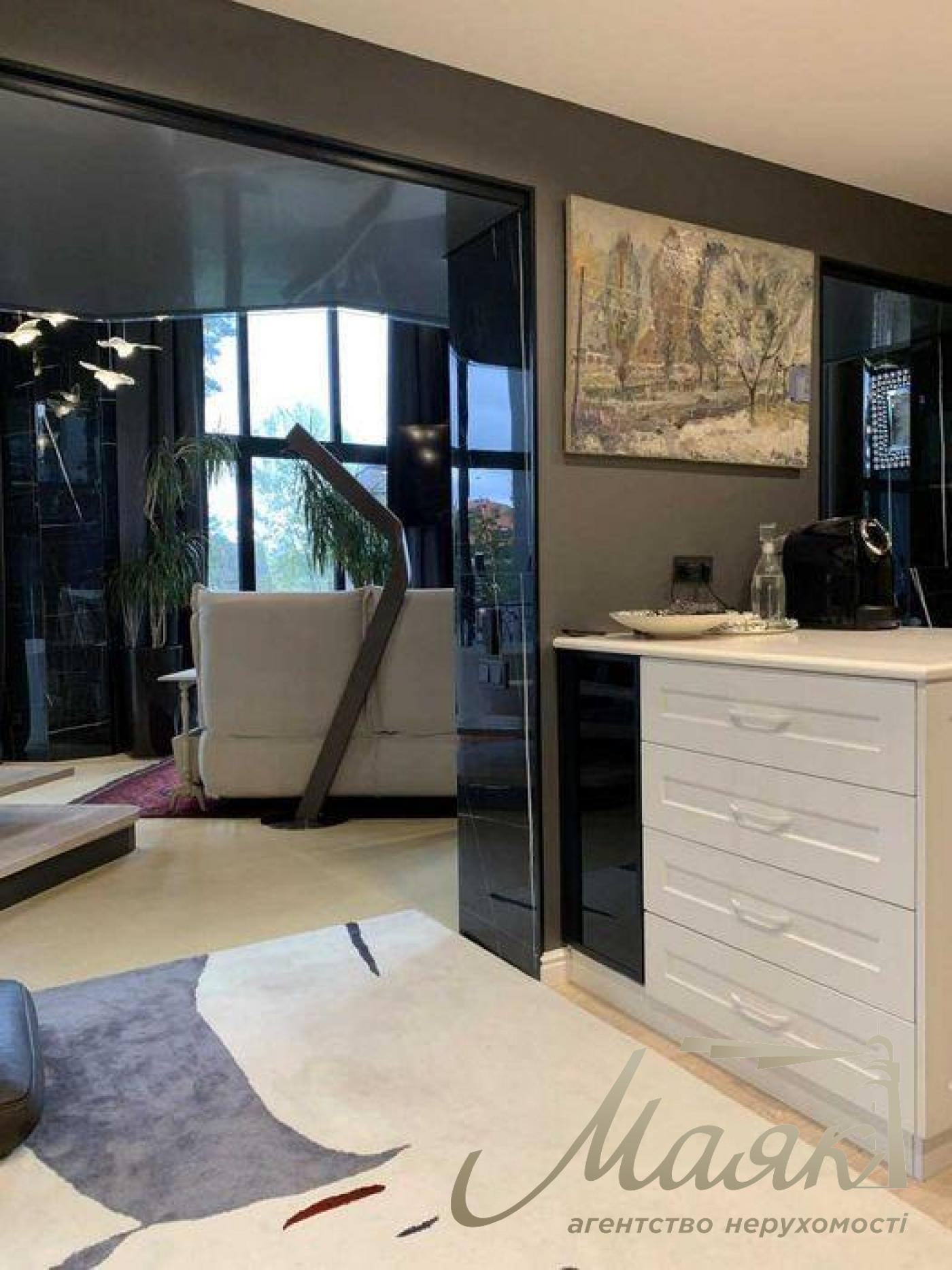 Аренда дома 200м2 в с. Романков, Киево-Святошиснкий район