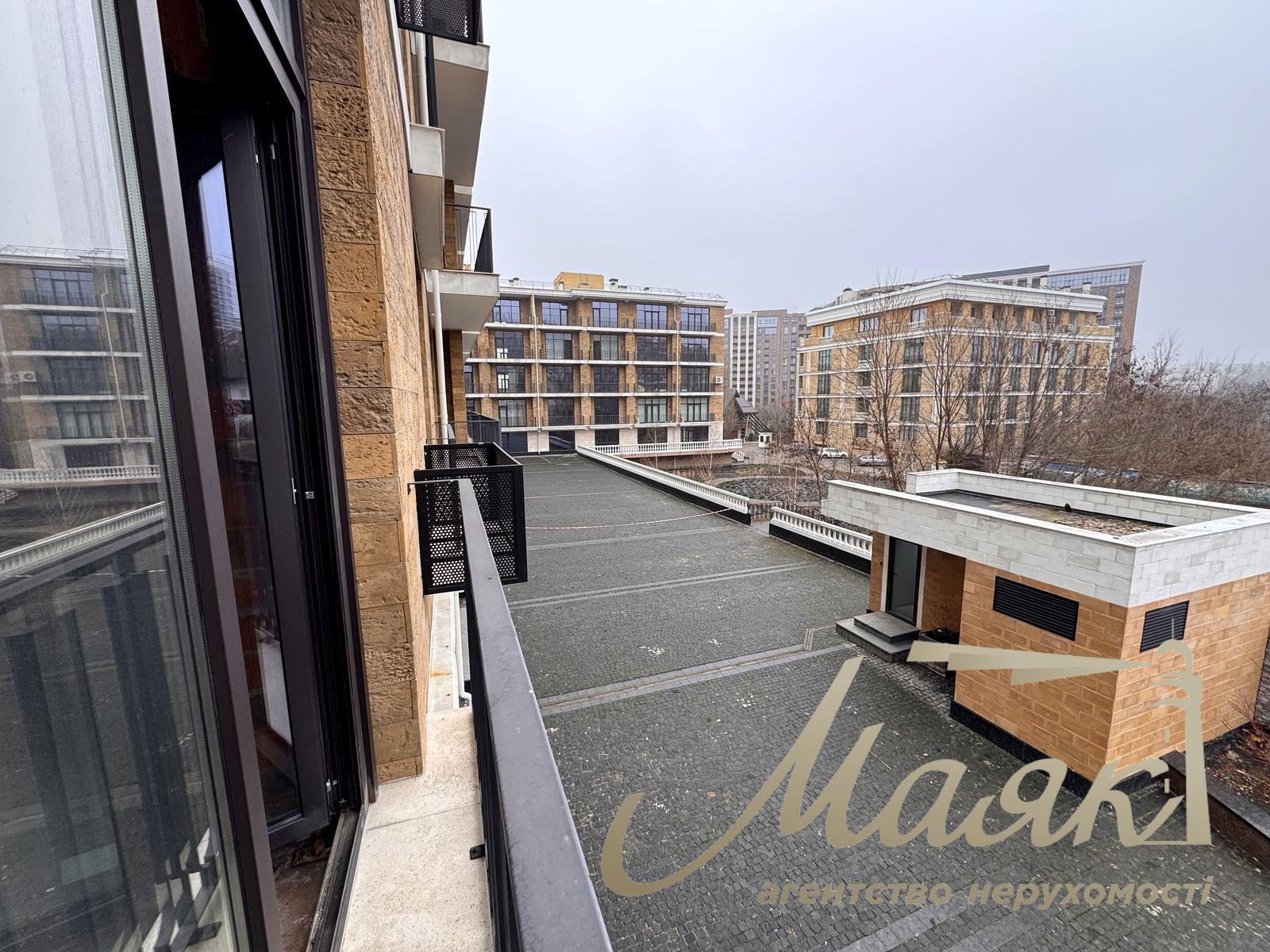 Продажа квартиры без ремонта 109 кв.м. в ЖК Liberty Residence