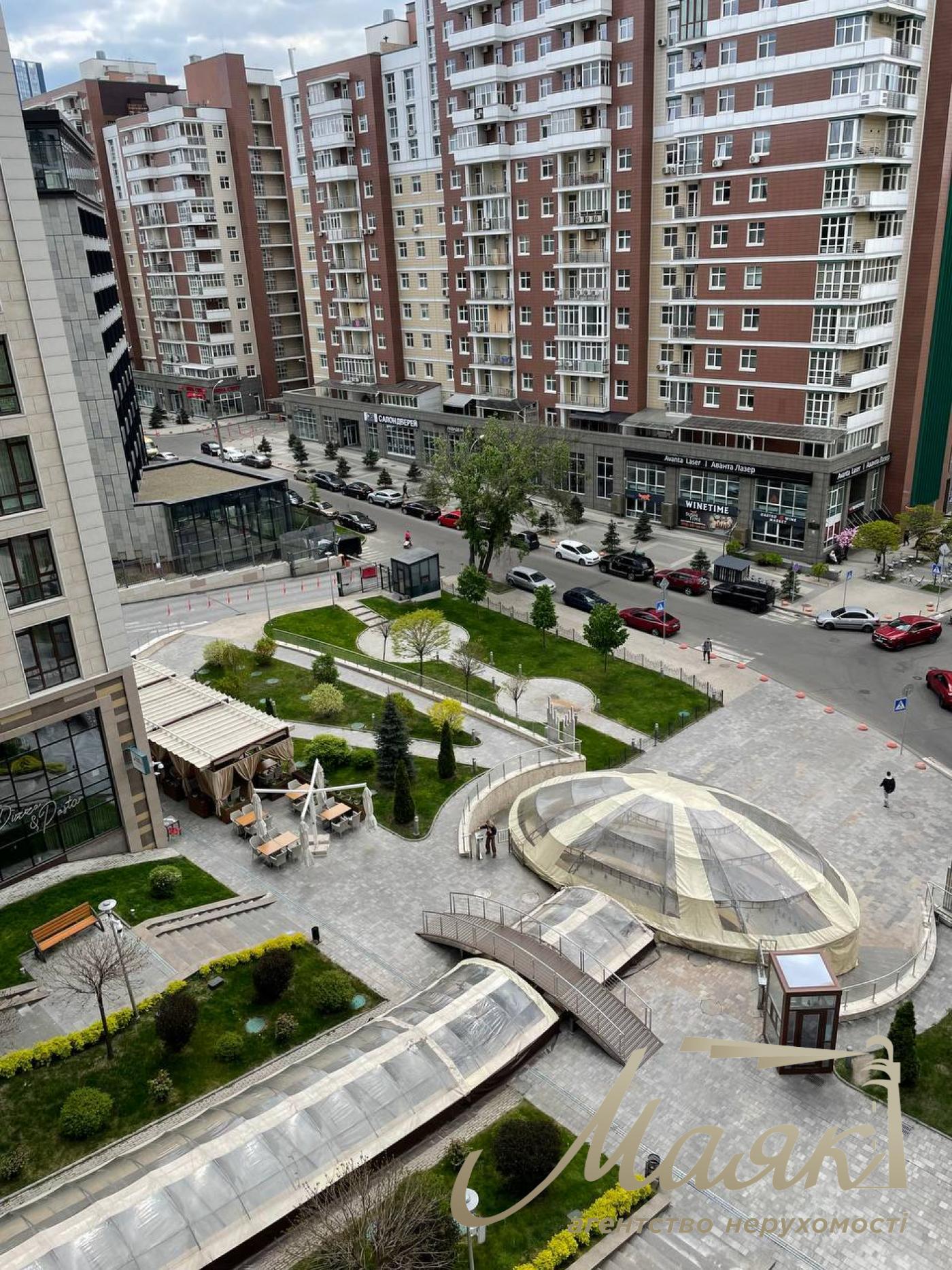 Продаж 4к кімнатної квартири в ЖК Бульвар фонтанів