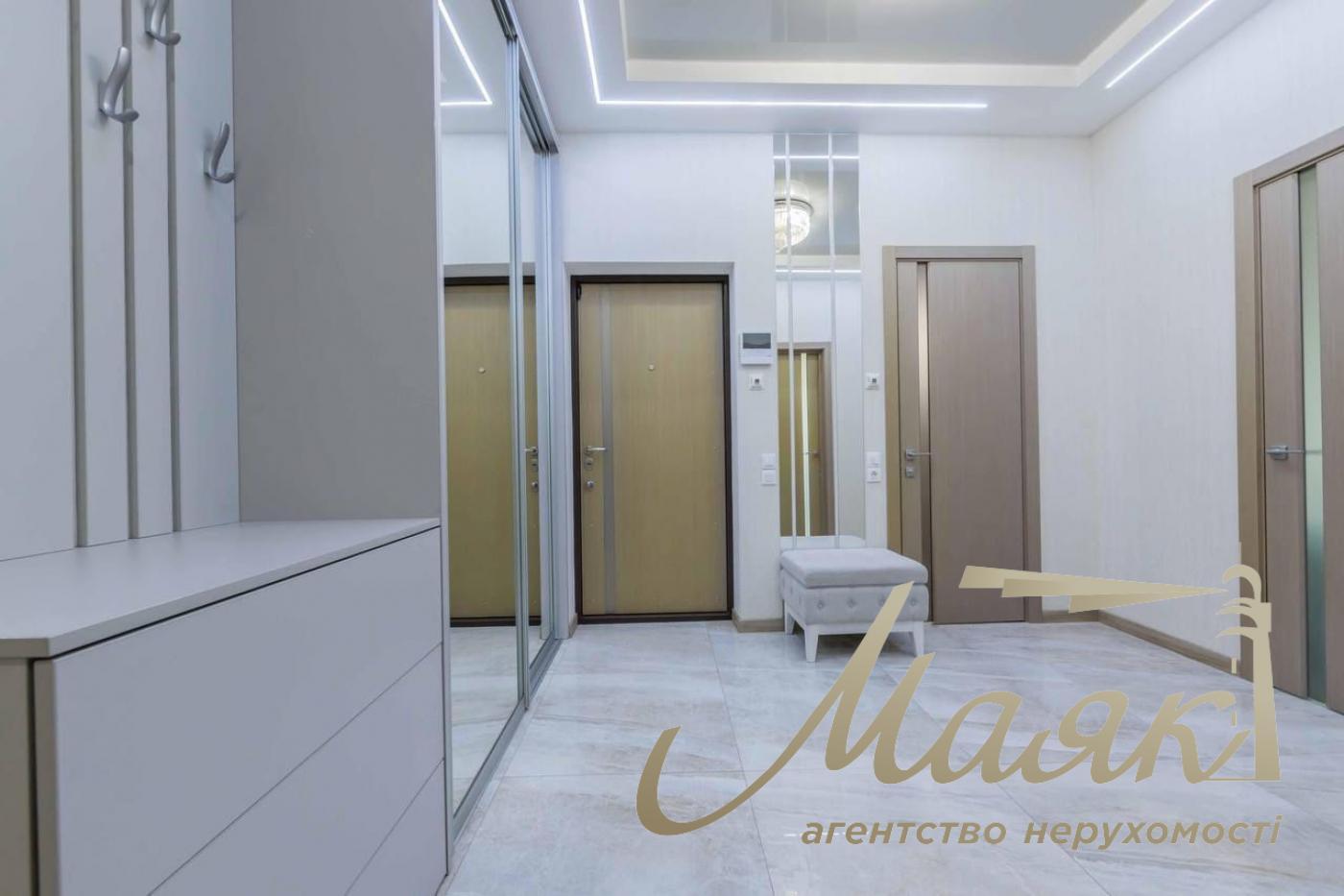Продаж 2к квартири, 109м2, ЖК Рівер Стоун