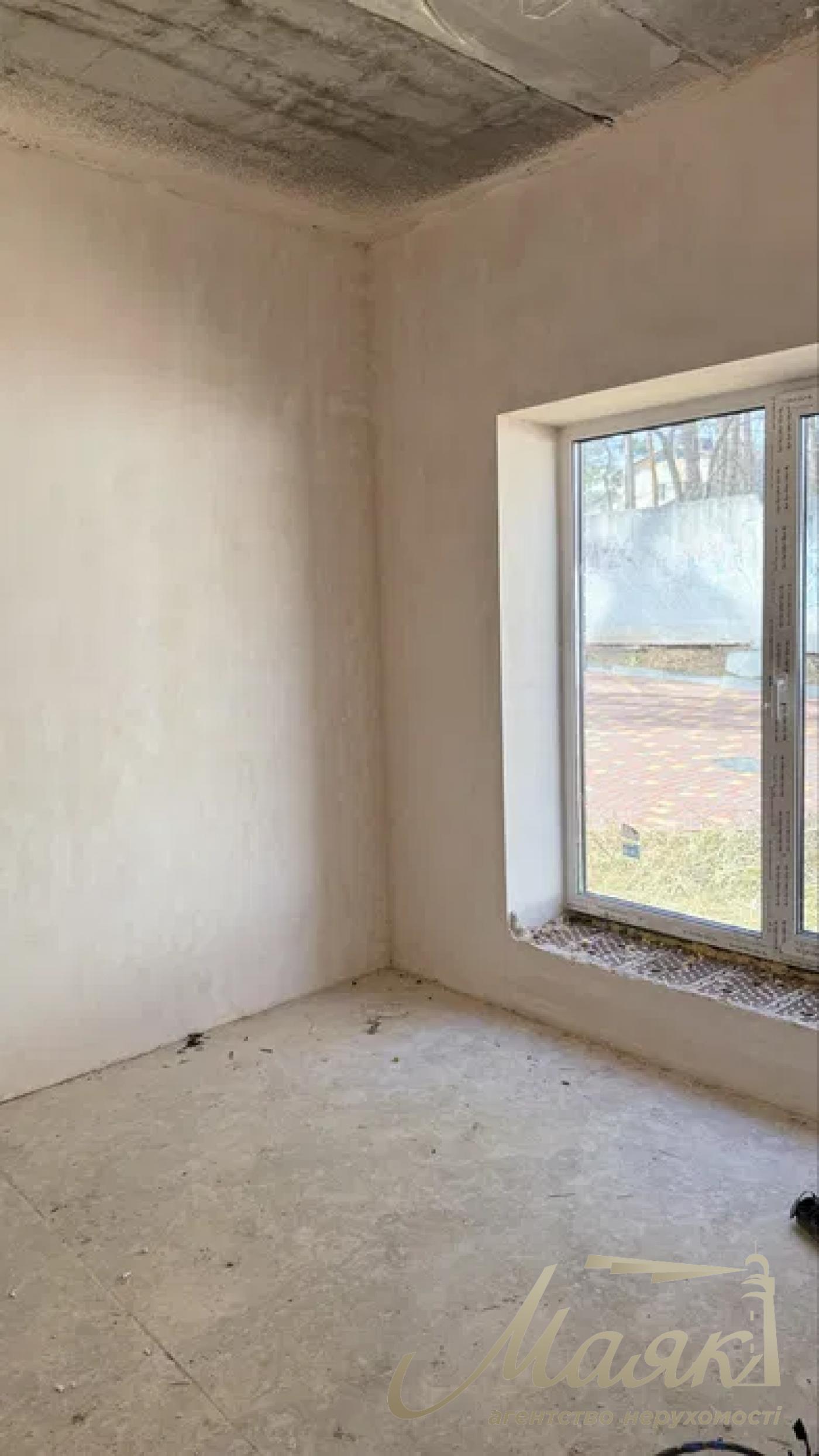 Продаж таунхауса з частковим ремонтом, 80 м2,Ірпінь