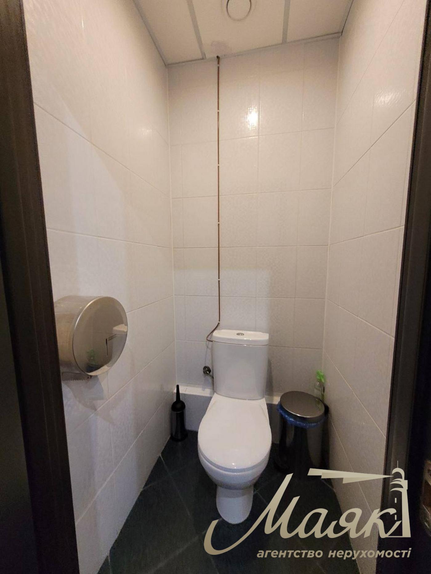 Оренда офісу 270м2 у центрі міста, вул. Скоропадського