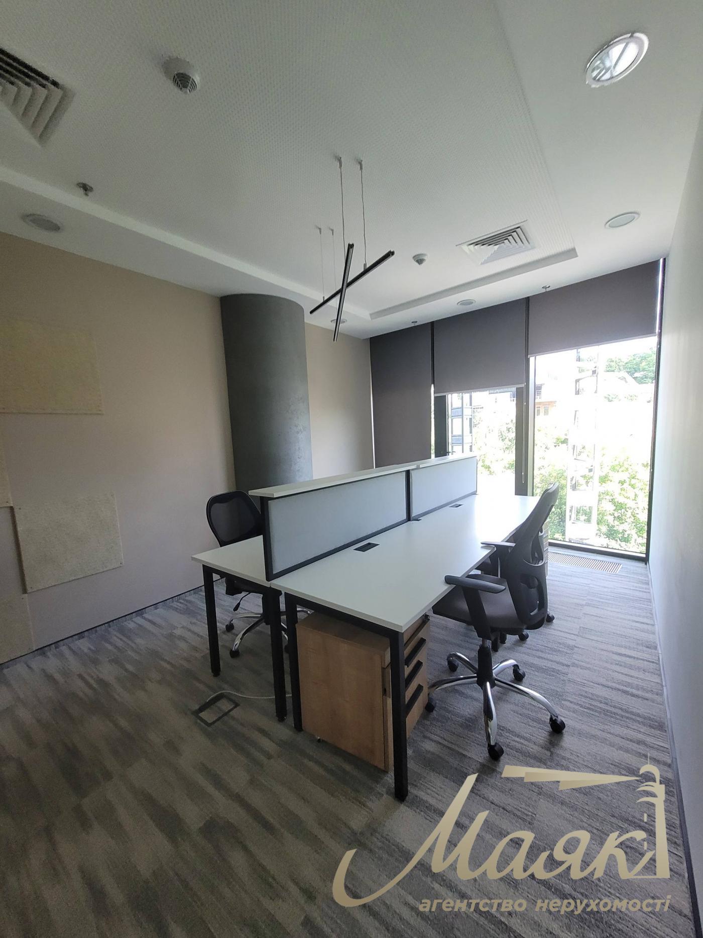 Аренда офиса 206м2 БЦ IQ ул. Болсуновская 13-15 , Печерский район