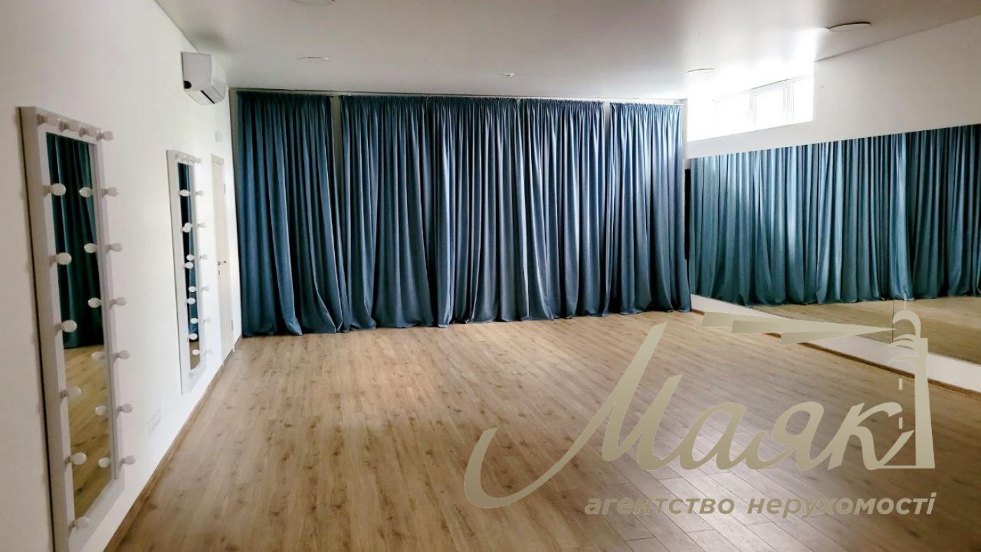 Продажа Коммерция 415м2/ ул. Караваева, Караваевы дачи, г. Киев