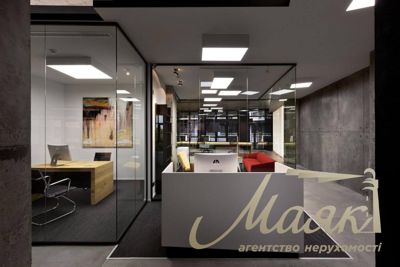 Office for rent 310 sq.m. in BC Wave on Eugenia Konovaltsa street 36D