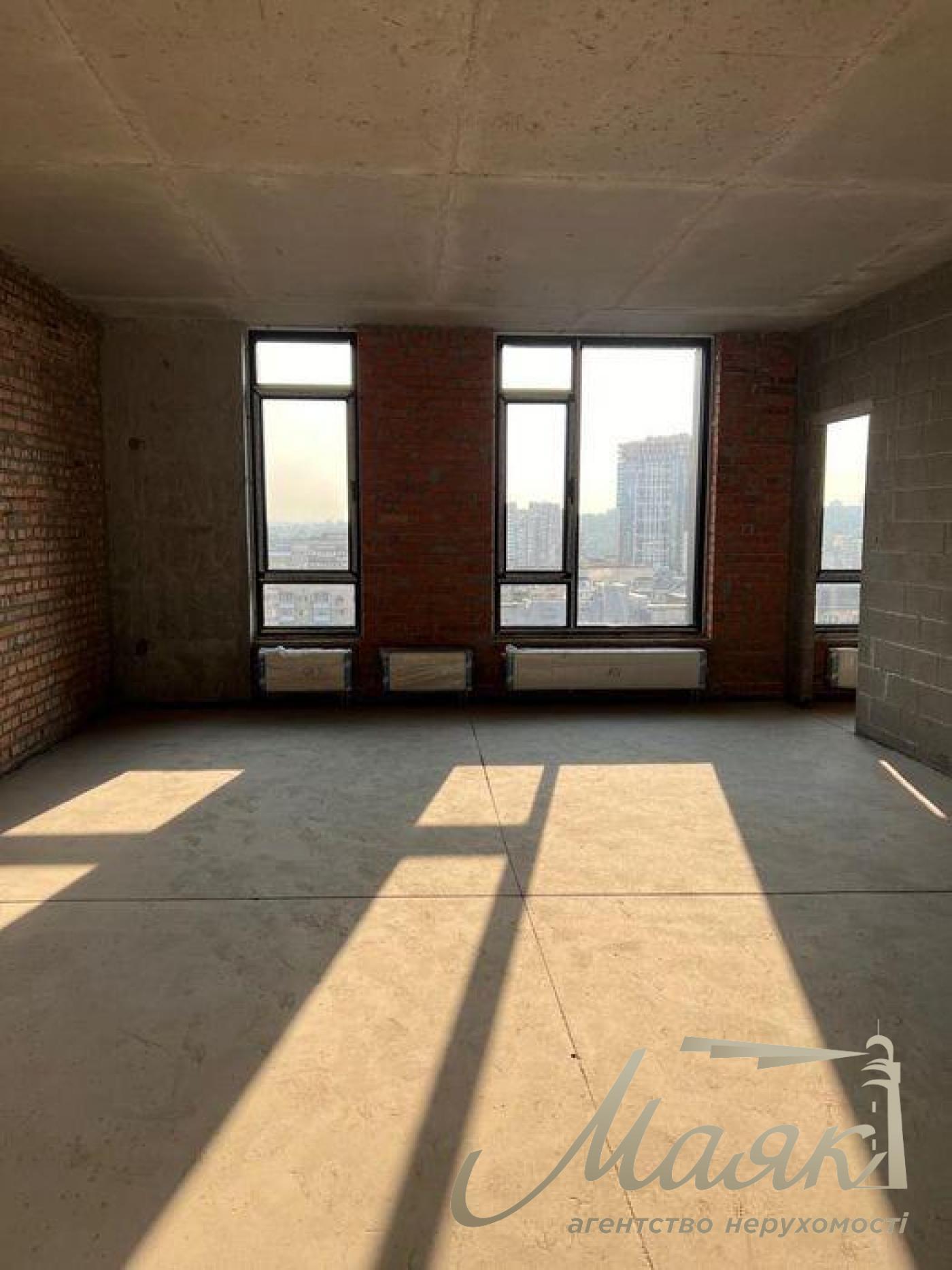 Продаж 3-кімнатної квартири ЖК Трініті, вул. Анрі Барбюса