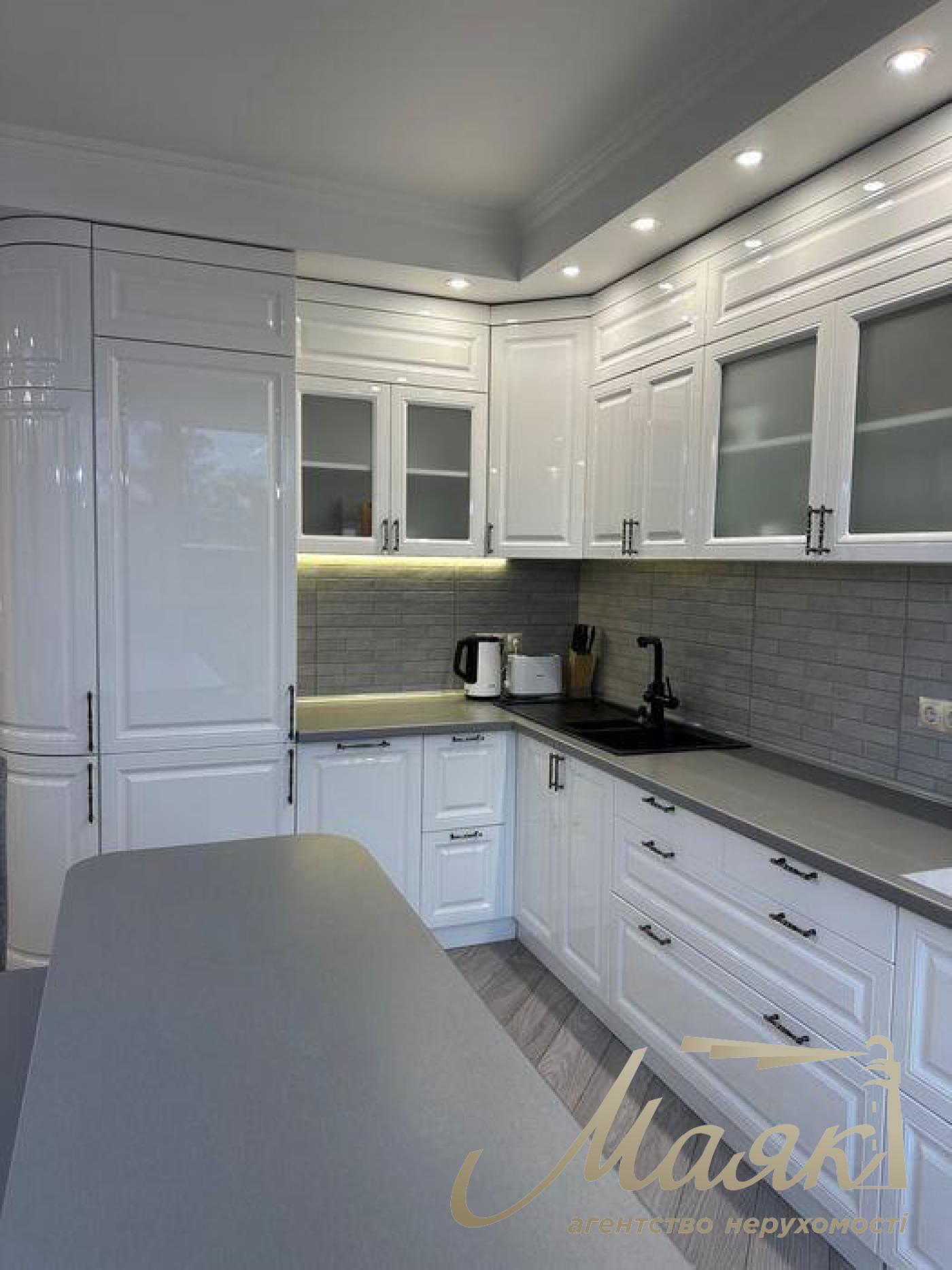 Продажа 3-к квартиры ЖК Варшавский, Подол