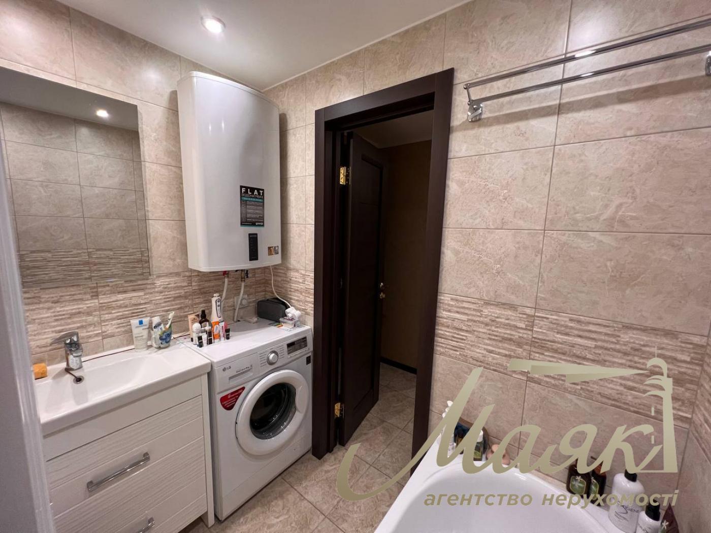 Продажа 2к квартиры на улице Половецкая, Татарка, Лукьяновка