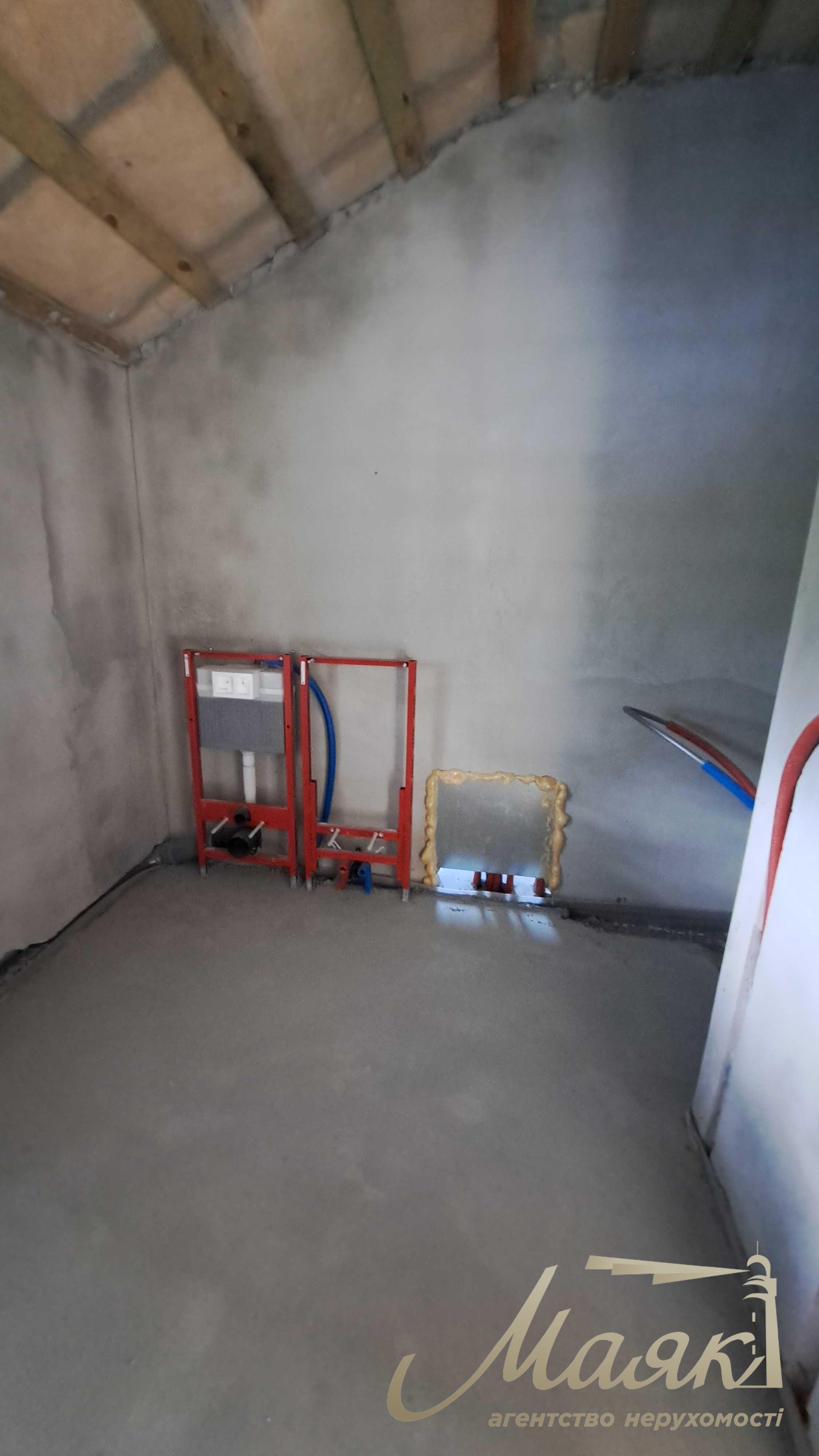 Продаж будинку 170м2 у закритому КМ в Іванковичах