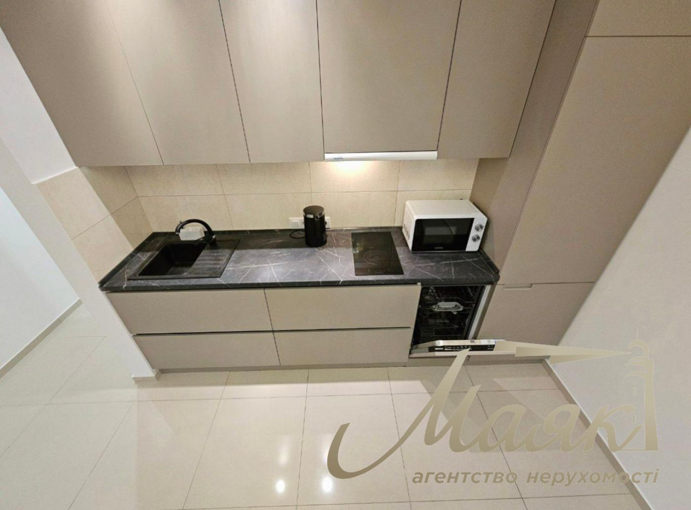 Sale of a 2-room apartment in residential complex 38 Zhemchuzhina.