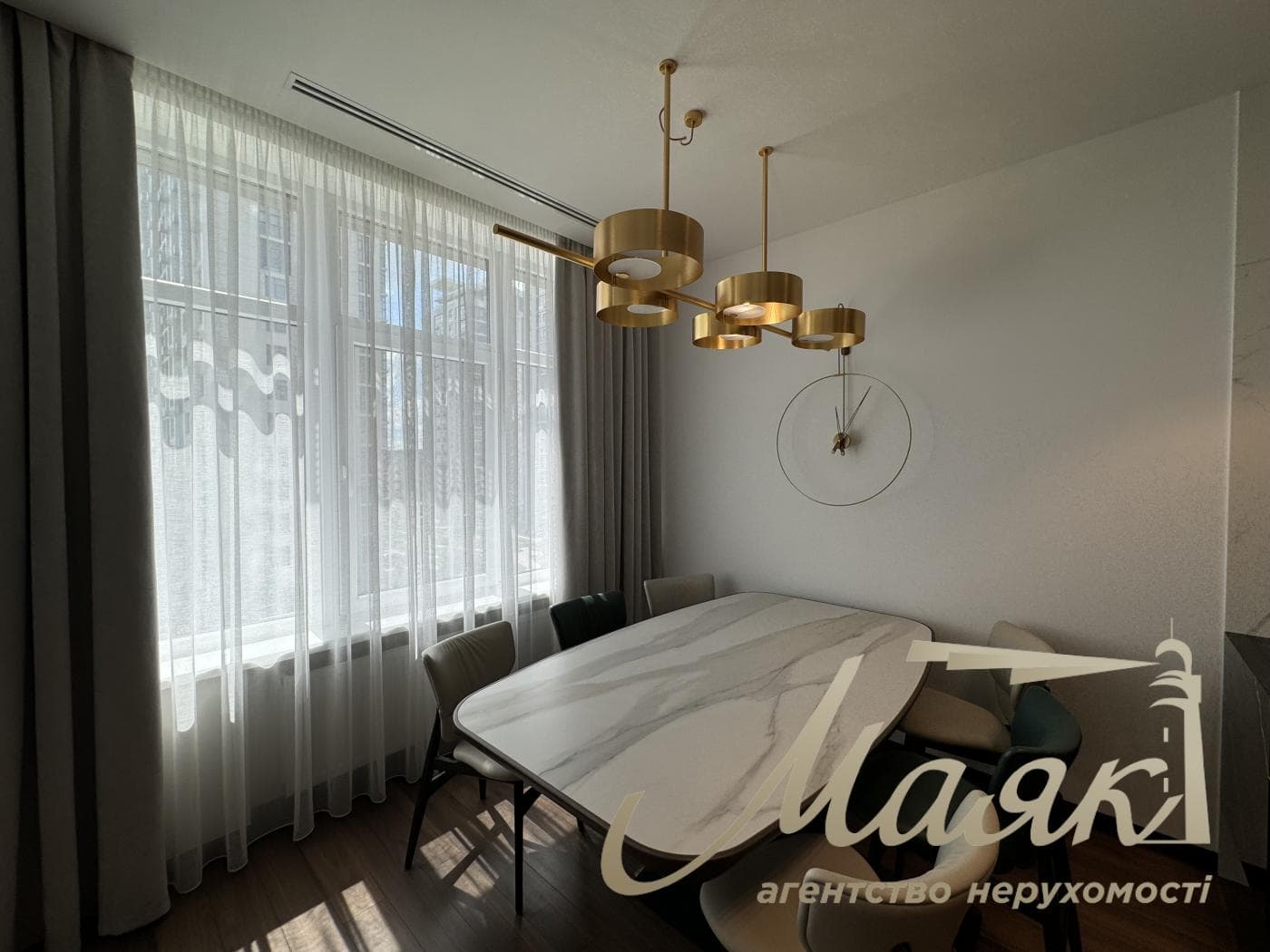 Продажа 3к квартиры 150м2 в ЖК Новопечерские липки, Драгомирова 17, Печерск, Киев
