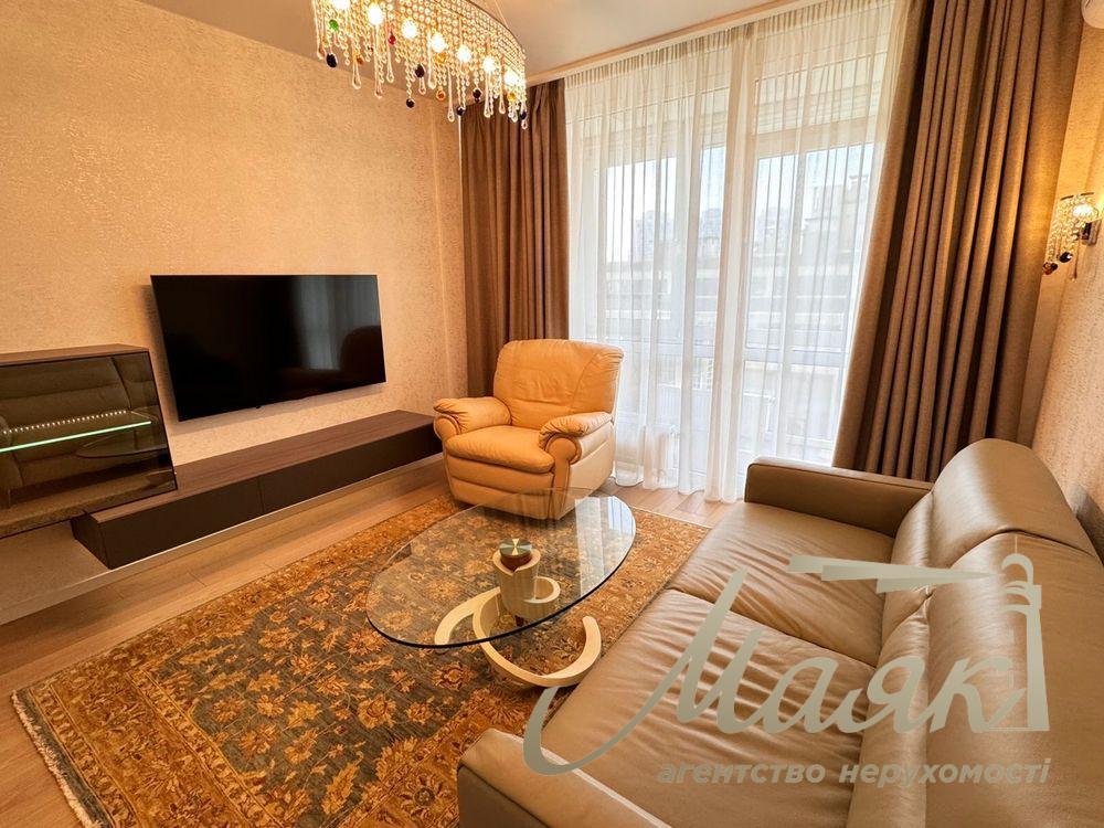 Оренда 3-кімнатна квартира в клубному будинку Hoffmann House