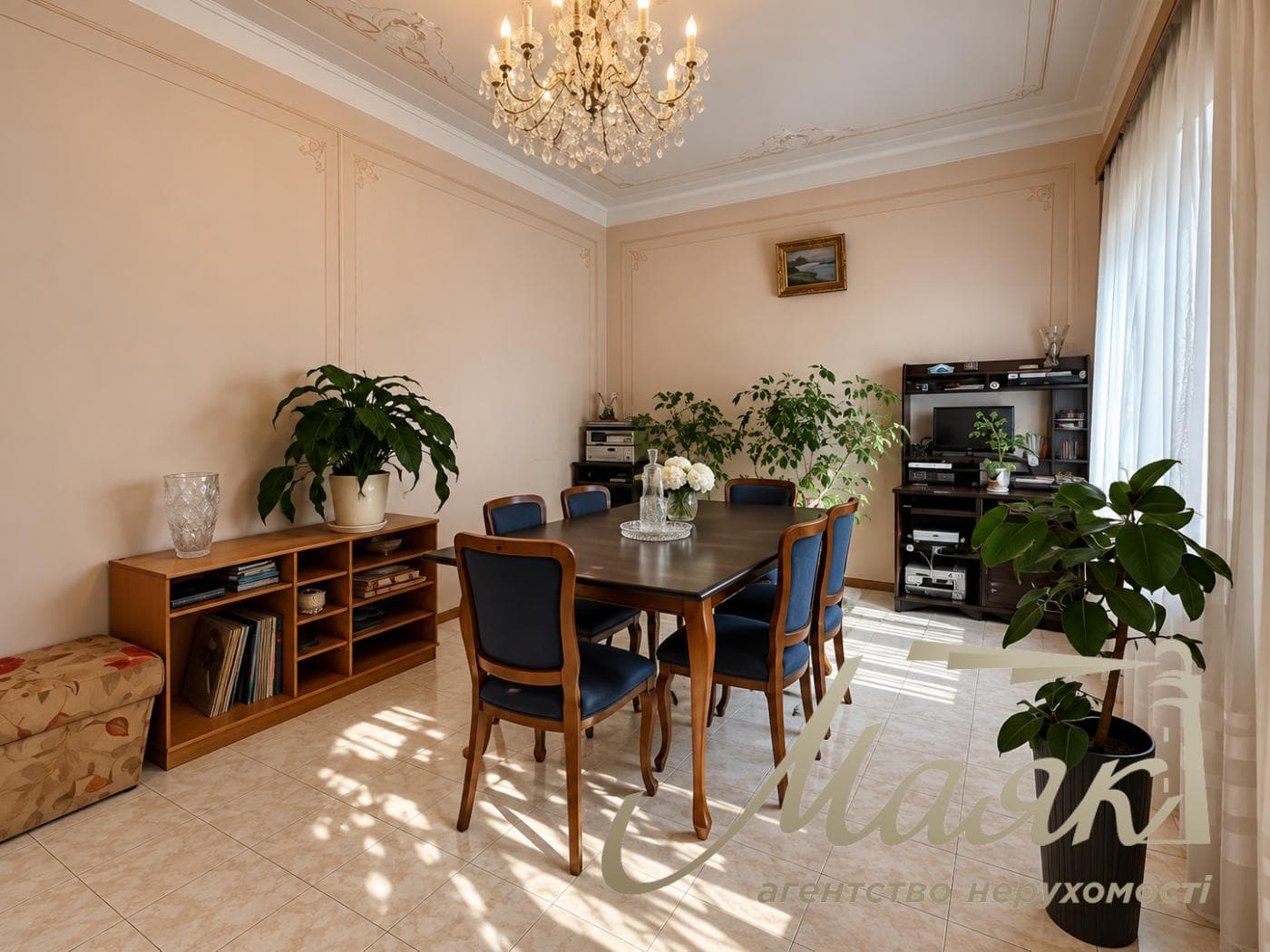 For rent: a two-story house in the town of Kozin/Koncha-Zaspa—207.9 m², 18.55 sotok, Anatoliy Solovyanenko Street, Obukhov direction, Kyiv Oblast.