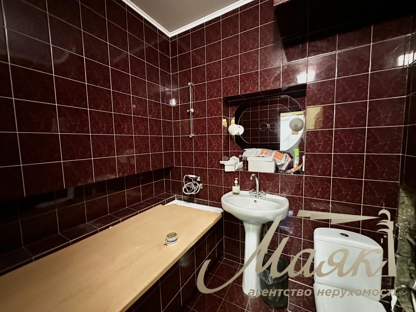 Rent Office 180m2, st. Lumumba Patrice, Pechersk