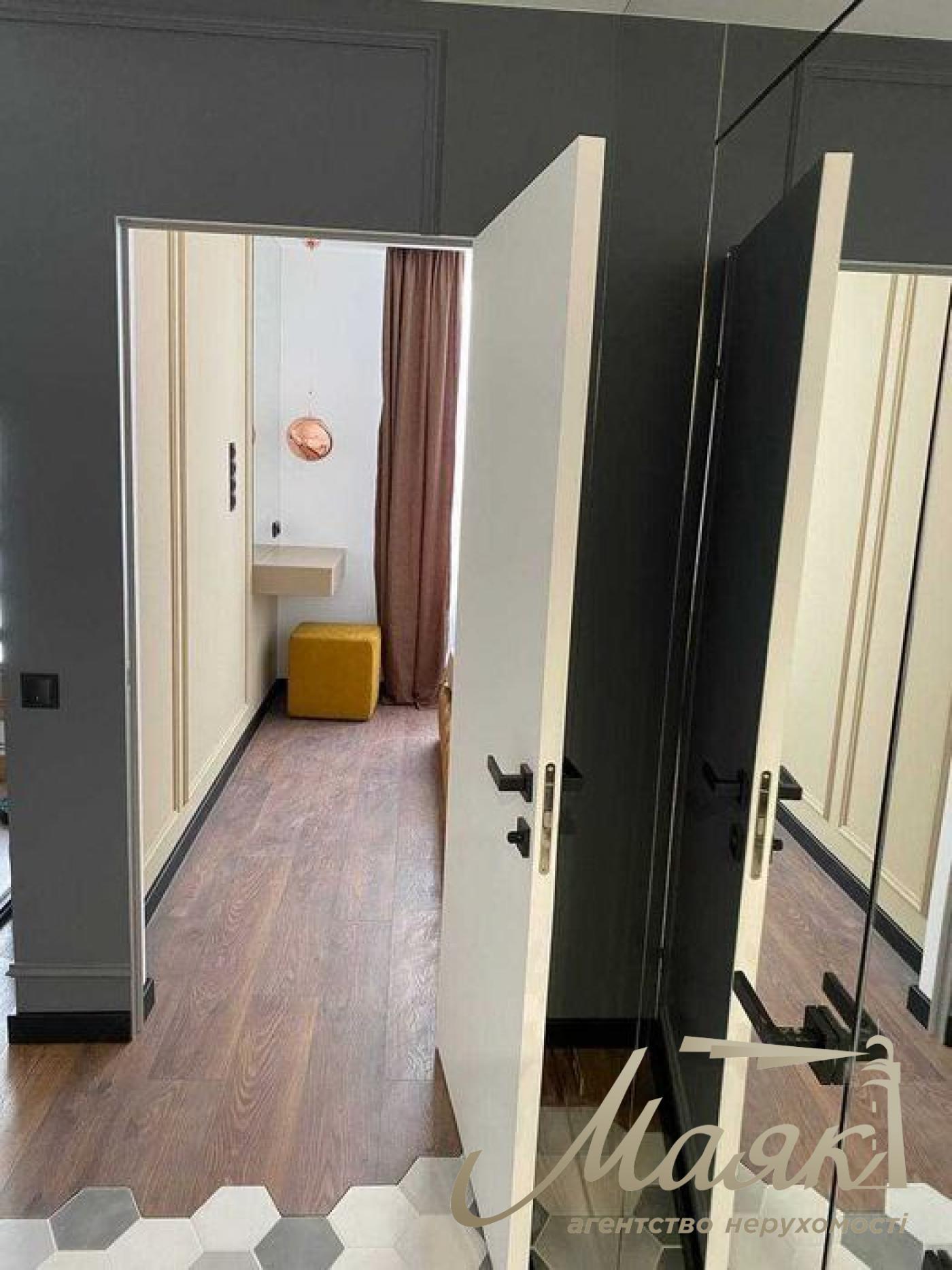 Продаж 1-кімнатної квартири, ЖК Seven, Дарницький район.