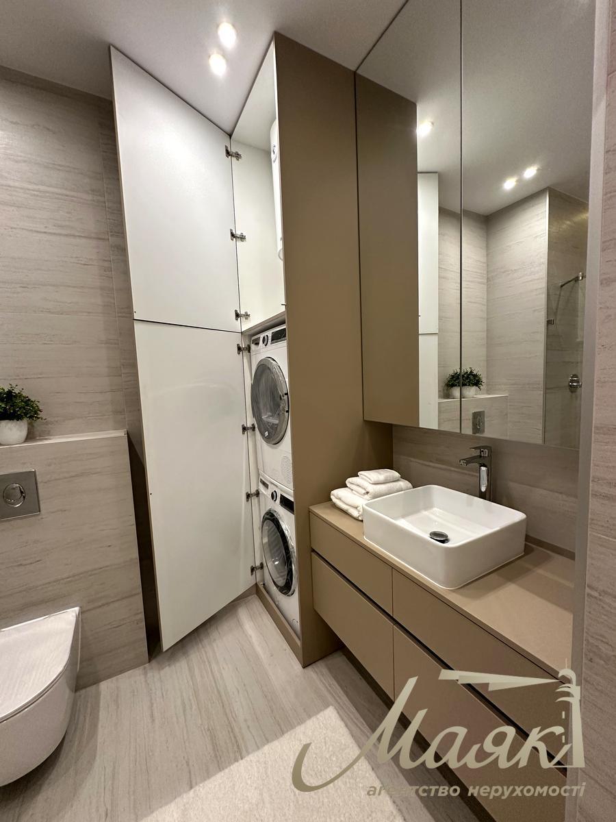 Продаж 3-х кімнатної квартири в ЖК Бульвар Фонтанів Саперне Поле вул., 5