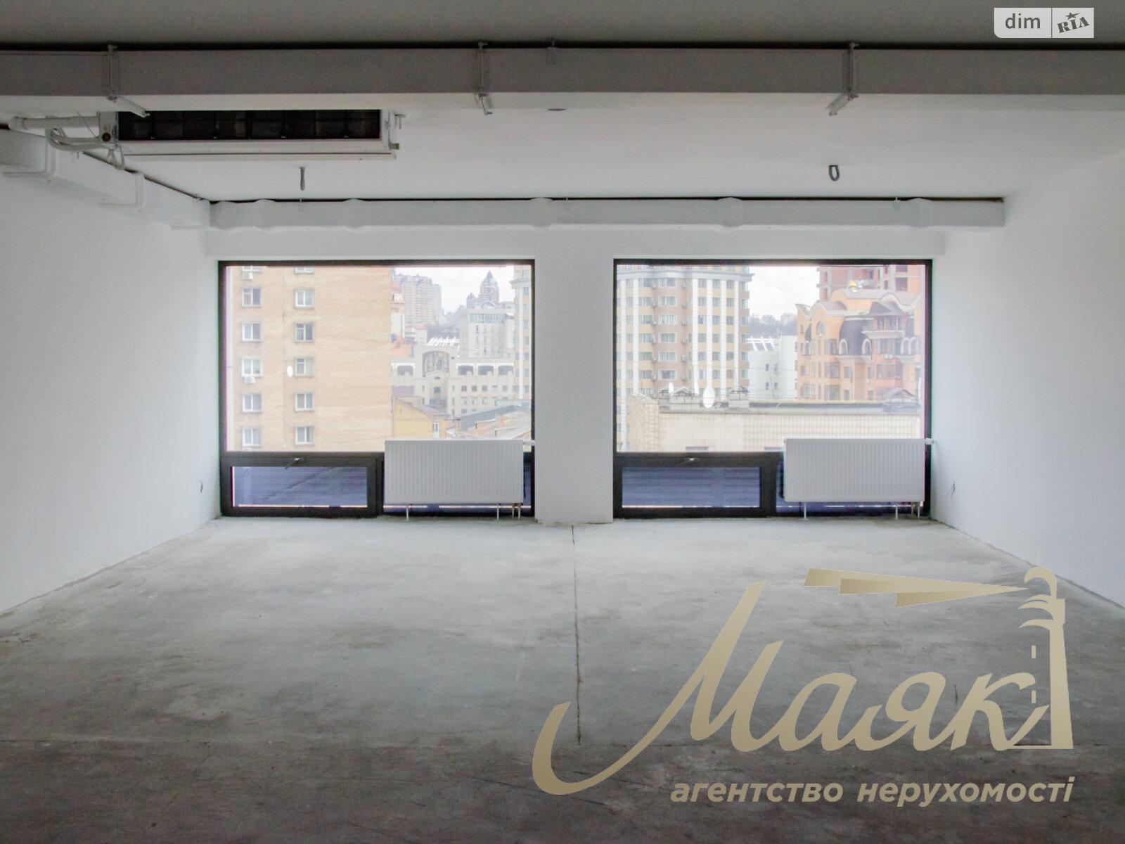 Office for rent 2109m2 on Saksaganskogo street 53/80, Center