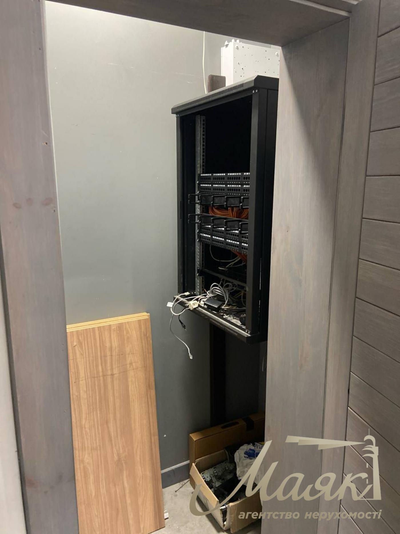 Оренда офісу 200м2 в ЖК Cardinal поул.Барбюса 28-А, Печерськ.