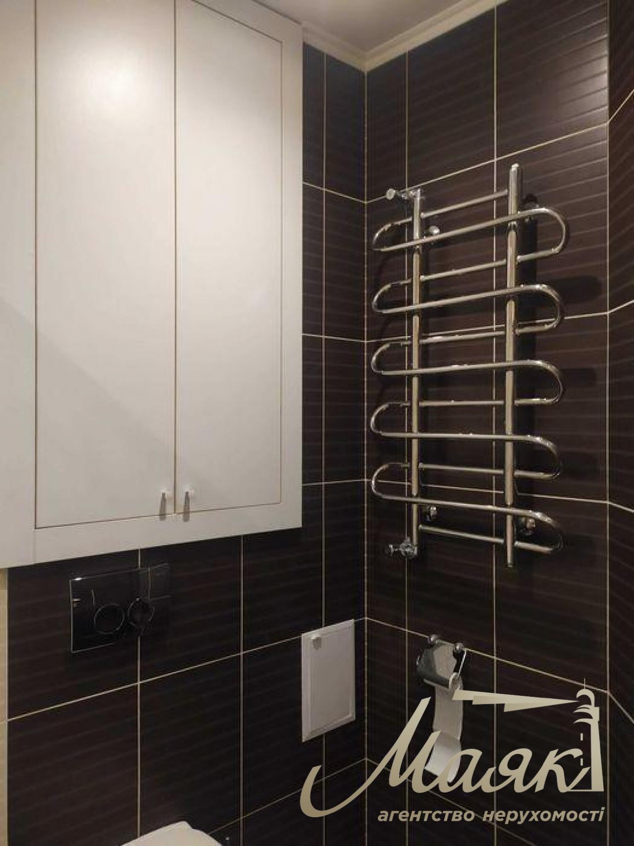 Sale 3-room apartment Goloseevo, residential complex 4 seasons
