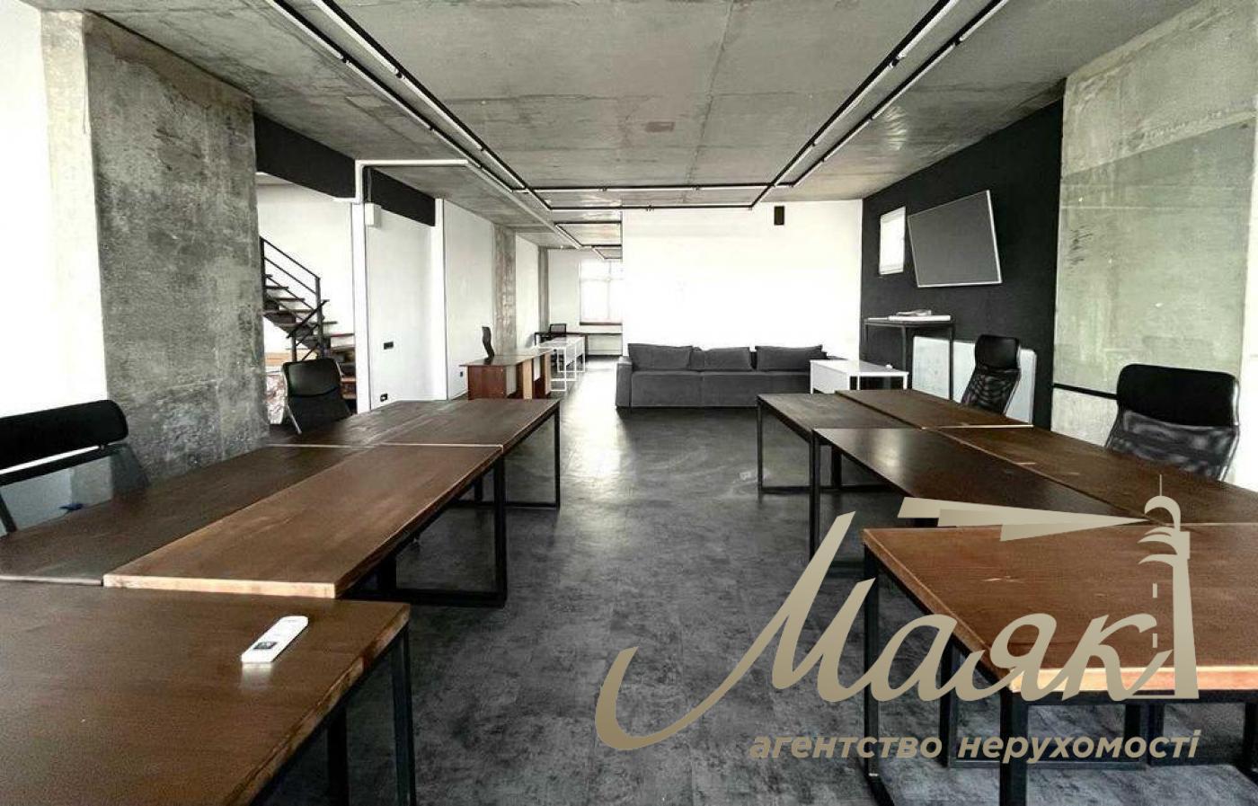 Аренда офиса 327 м.кв. Панорама на Печерске, ул. Коновальца