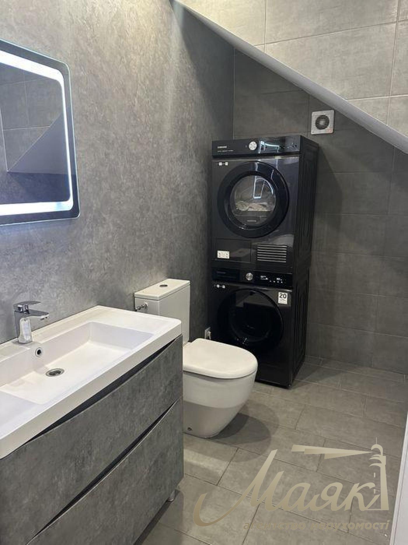 Sale of a 3-storey house 110 sq.m. Khotov village. Kievo-Syatoshinsky suburb.