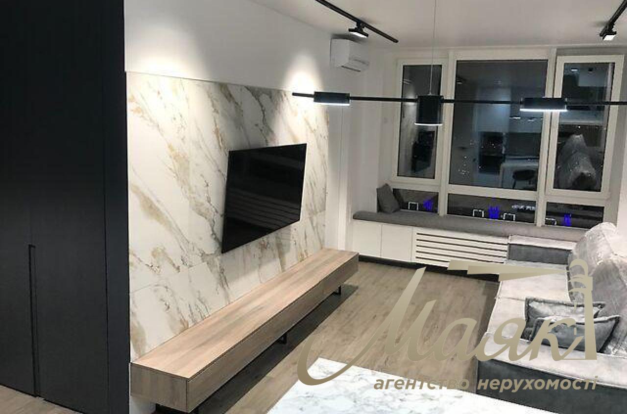 Продаж 2-кімнатної квартири Зарічна 4 ЖК Славутич