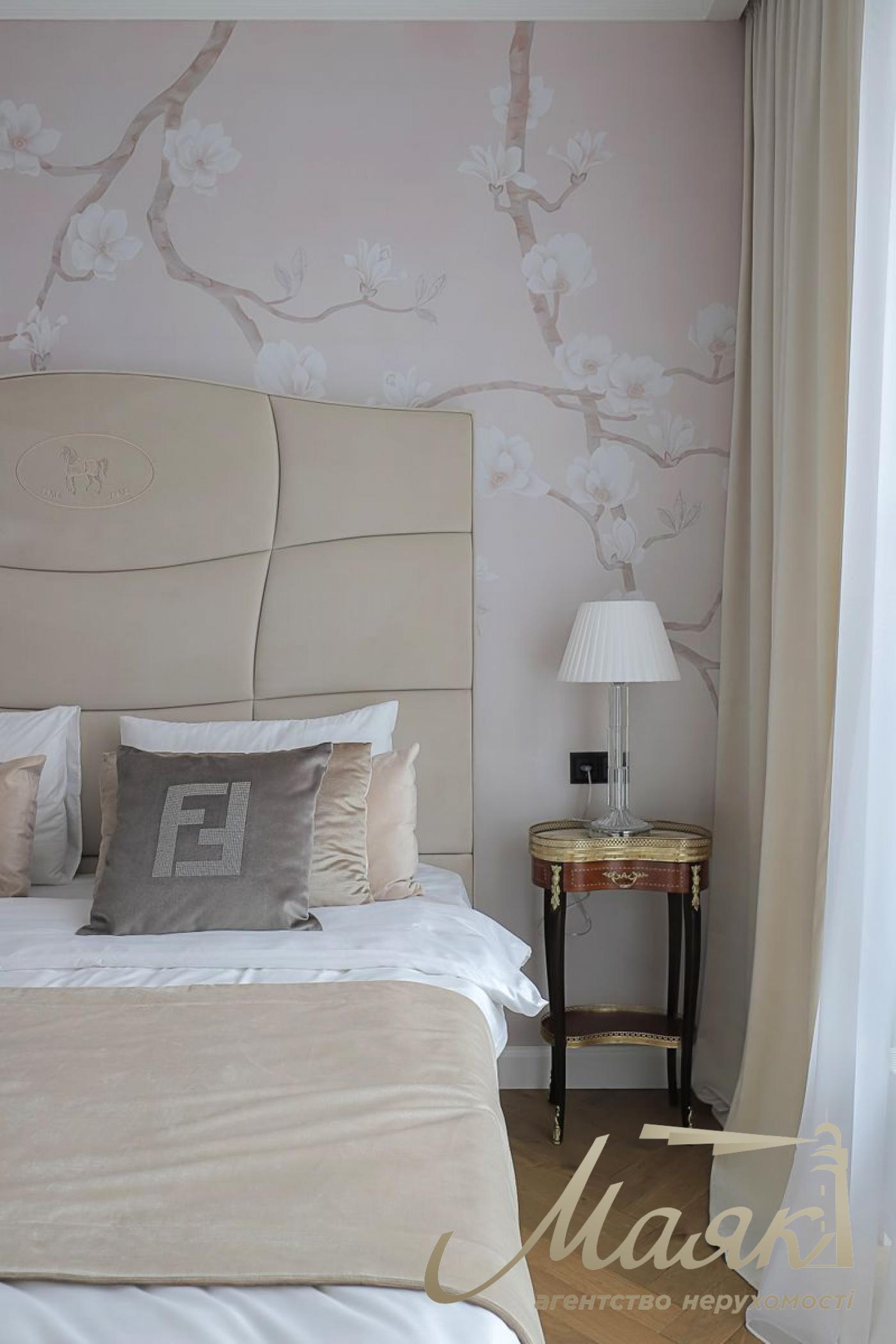 Продаж 3к квартири в ЖК Новопечерські Липки