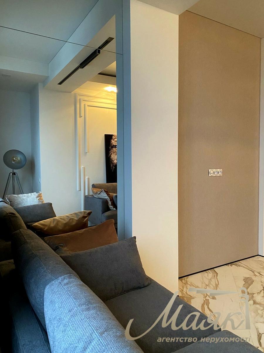 Продажа 3-х комнаной квартиры в ЖК Дельмар