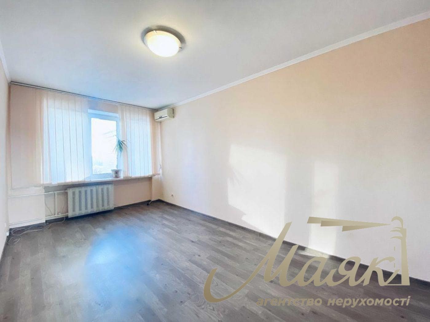 Продаж 4-кімнатної квартири, 117 м², вул. Старонаводницька, 8Б, Печерськ, Київ